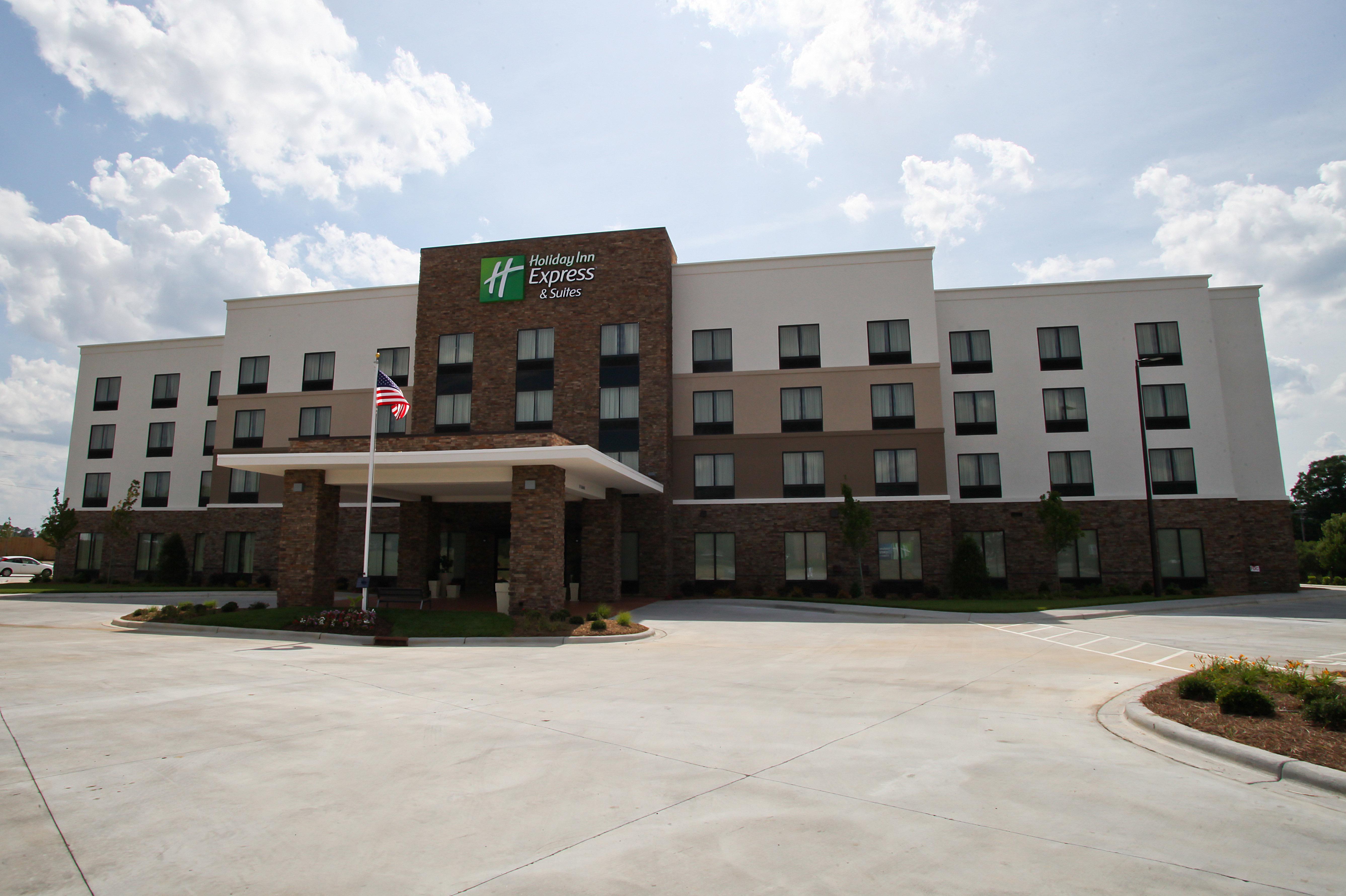 Holiday Inn Express & Suites Monroe By Ihg Экстерьер фото