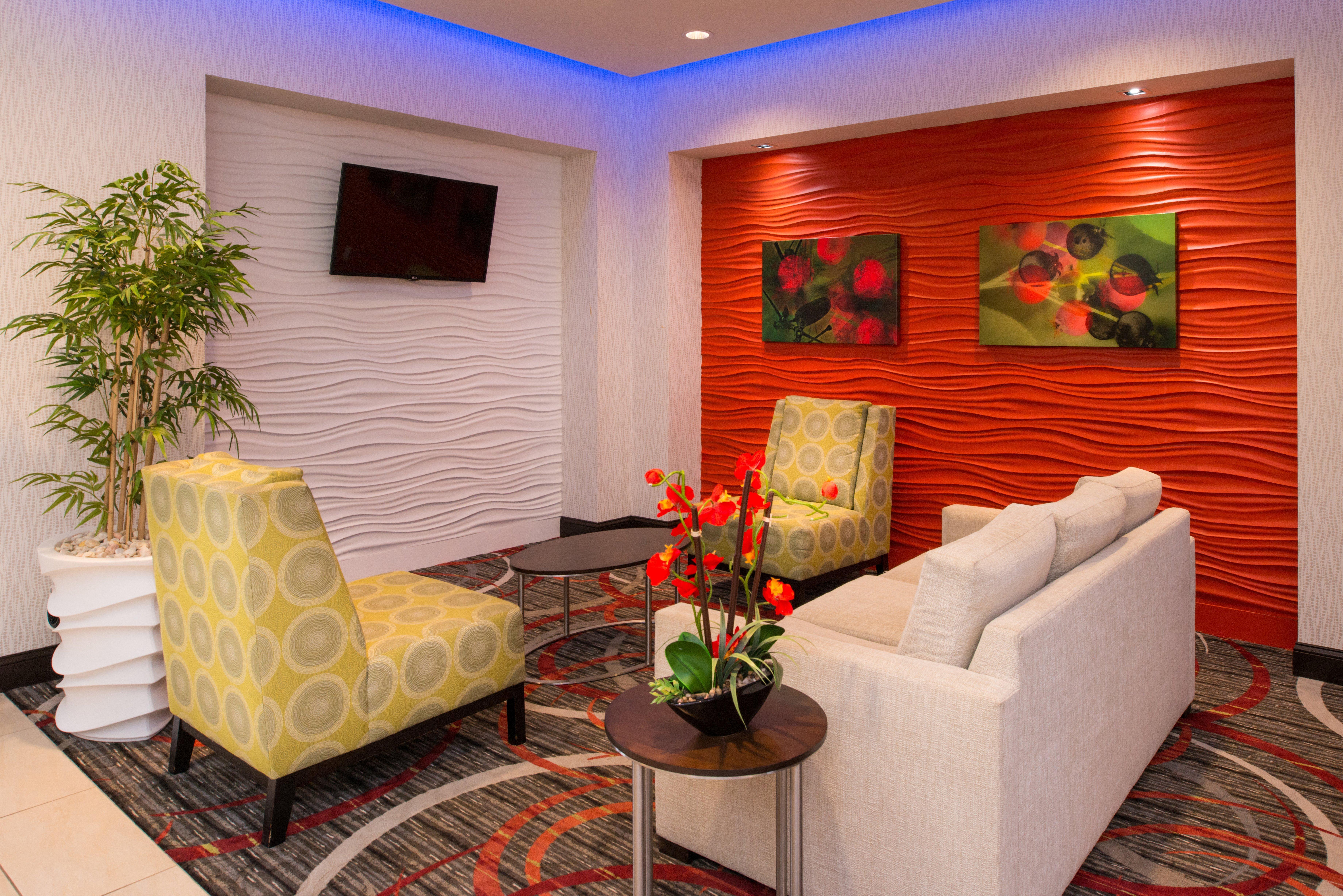 Holiday Inn Express & Suites Monroe By Ihg Экстерьер фото